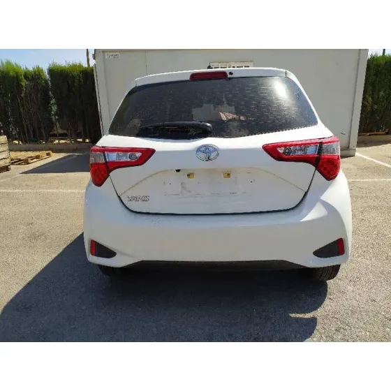 TOYOTA YARIS '2018 ACTIVE BLANCO