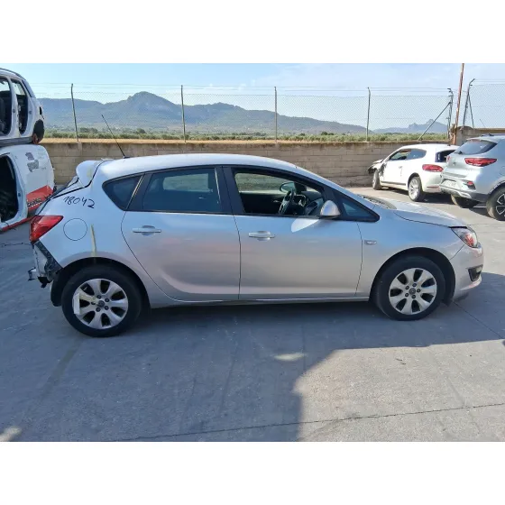 Opel ASTRA J (P10) 2009