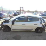 RENAULT MEGANE III BERLINA 5 P RENAULT MEGANE III BERLINA 5 P '2013 AUTHENTIQUE BLANCO 2008