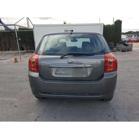 TOYOTA COROLLA (E12) '2005 1.4 D-4D LUNA COMPACT GRIS OSCURO