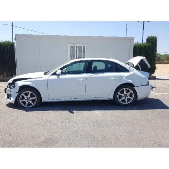 AUDI A4 BER. (B8) '2008 BASICO BLANCO