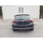 OPEL ASTRA J LIM. '2013 COSMO NEGRO