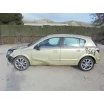 OPEL ASTRA H BERLINA '2004 ELEGANCE DORADO