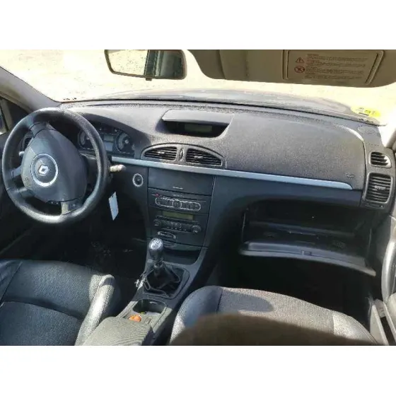 RENAULT LAGUNA II GRANDTOUR (KG0) '2006 DYNAMIQUE CONFORT VERDE