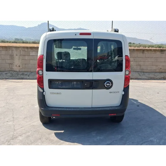 Opel COMBO TOUR (X12) 2012