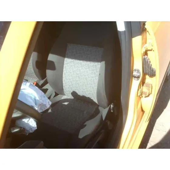 SEAT IBIZA (6L1) '2009 REFERENCE AMARILLO