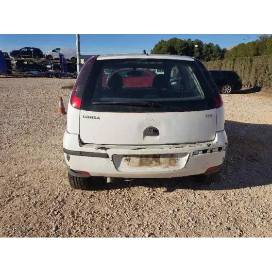 OPEL CORSA C '2005 ESSENTIA BLANCO