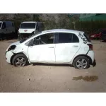 TOYOTA YARIS TOYOTA YARIS '2010 TS BLANCO 2009