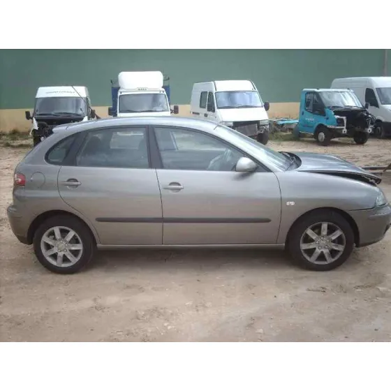 SEAT IBIZA (6L1) '2004 SPORT GRIS OSCURO