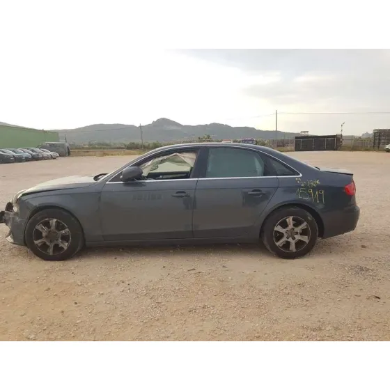 AUDI A4 BER. (B8) '2011 BASICO GRIS OSCURO