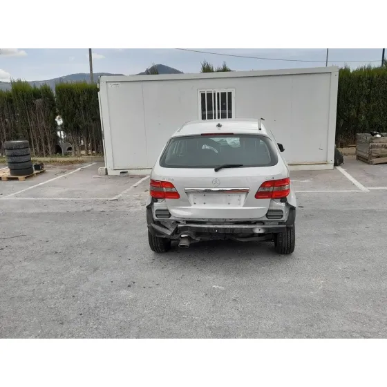 MERCEDES CLASE B (W245) '2009 180 CDI (245.207) GRIS