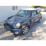 MINI MINI (R56) '2009 COOPER D AZUL