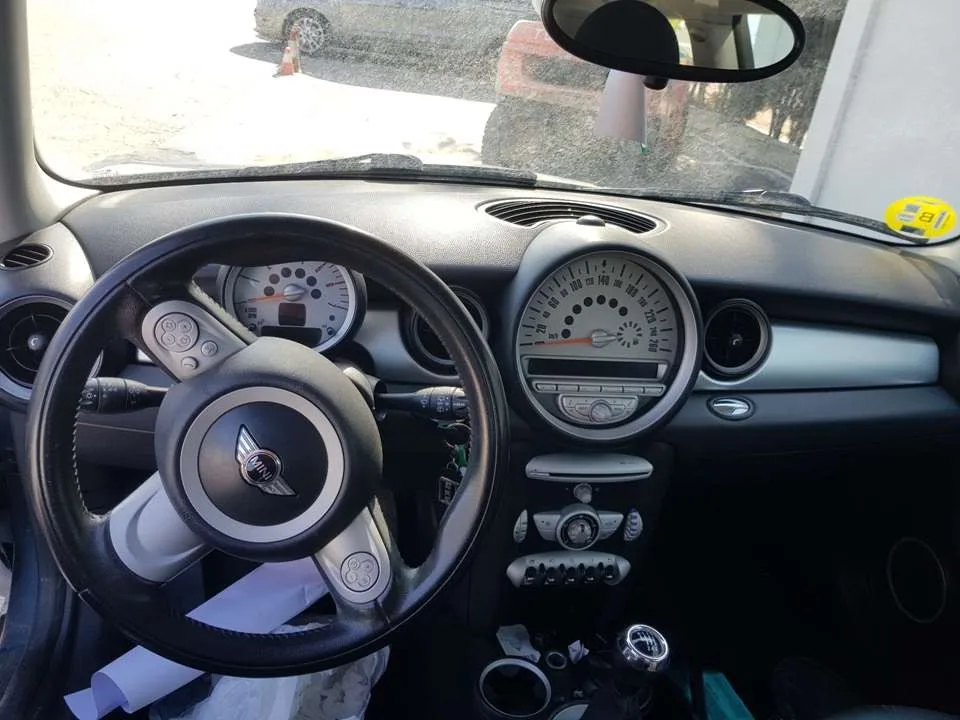 MINI MINI (R56) '2009 COOPER D AZUL