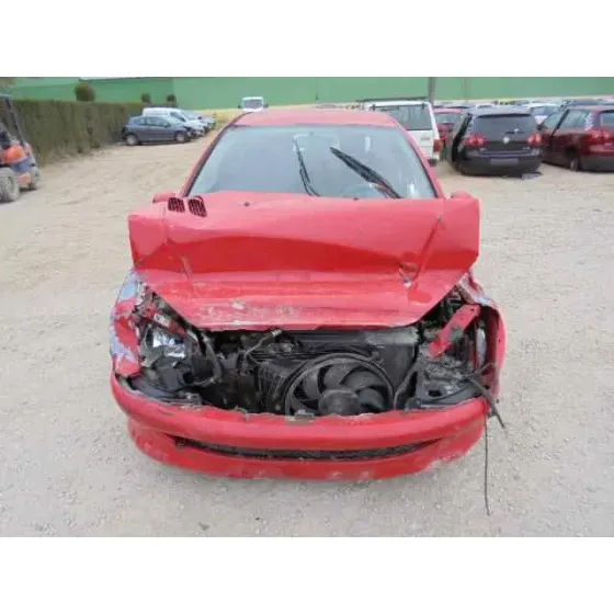 PEUGEOT 206 BERLINA '2004 X-LINE ROJO