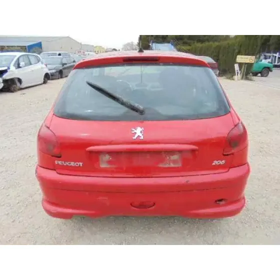 PEUGEOT 206 BERLINA '2004 X-LINE ROJO