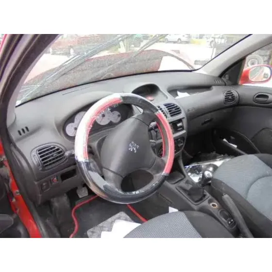 PEUGEOT 206 BERLINA '2004 X-LINE ROJO