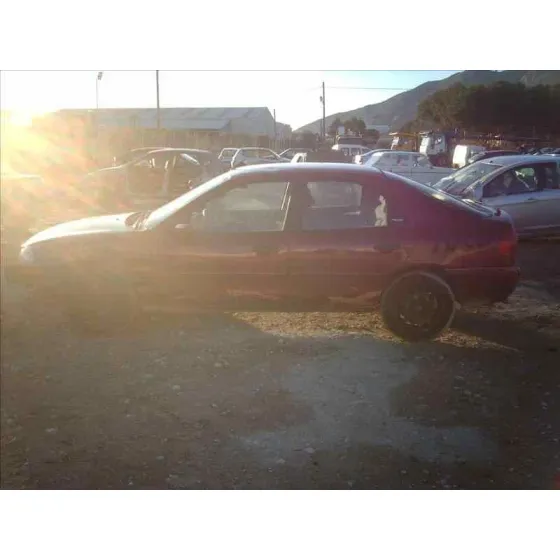 FORD MONDEO BERLINA (GD) '1996 CLX GRANATE