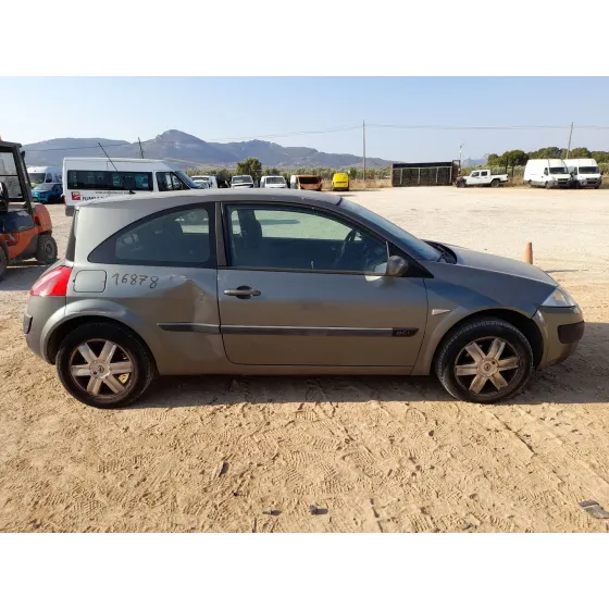 Renault MEGANE II (BM0/1_, CM0/1_) 2002