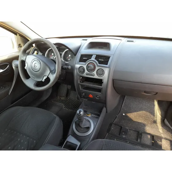 Renault MEGANE II (BM0/1_, CM0/1_) 2002