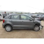 VOLKSWAGEN POLO (6C1) VOLKSWAGEN POLO (6C1) '2016 COMFORTLINE BLUEMOTION GRIS OSCURO 2014