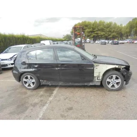 BMW SERIE 1 BERLINA (E81/E87) '2005 120D NEGRO