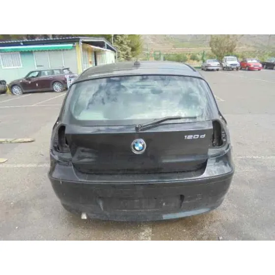 BMW SERIE 1 BERLINA (E81/E87) '2005 120D NEGRO