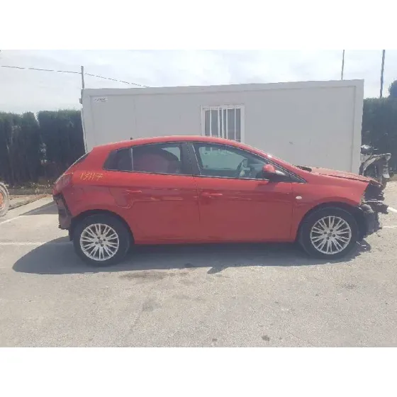 FIAT BRAVO (198) '2009 1.6 16V ACTIVE MULTIJET (77KW) ROJO