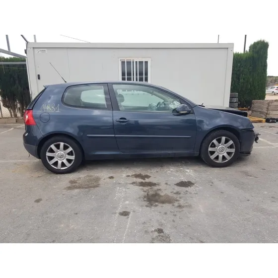 VOLKSWAGEN GOLF V BERLINA (1K1) '2005 HIGHLINE GRIS OSCURO