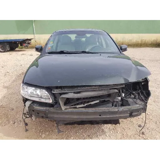 VOLVO S60 BERLINA '2007 2.4 D MOMENTUM VERDE