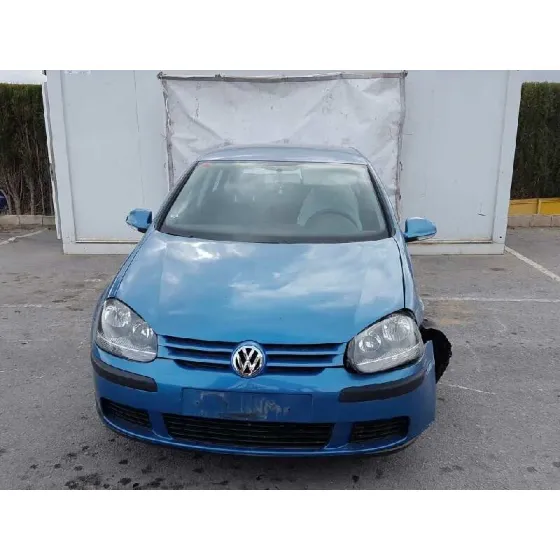 VOLKSWAGEN GOLF V BERLINA (1K1) '2004 TRENDLINE AZUL