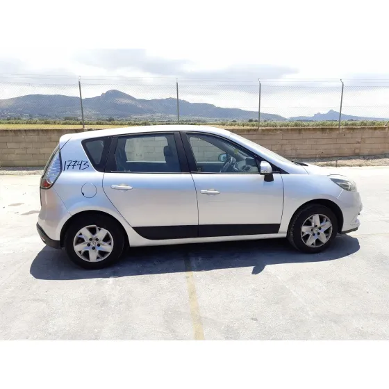 Renault SCENIC III (JZ0/1_) 2009