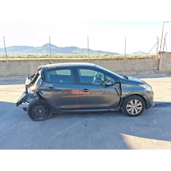 Peugeot 208 I (CA_, CC_) 2012