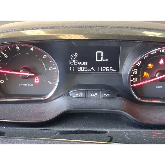 Peugeot 208 I (CA_, CC_) 2012