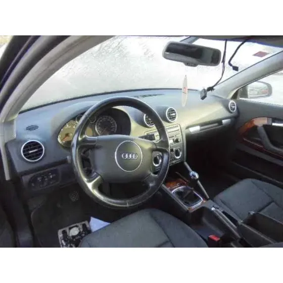 AUDI A3 (8P) '2005 2.0 TDI AMBIENTE AZUL