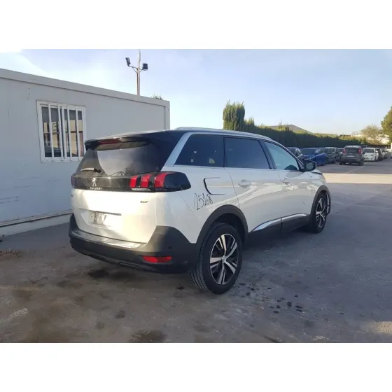 PEUGEOT 5008 '2021 GT LINE 1.5 HDI 130 CV BLANCO