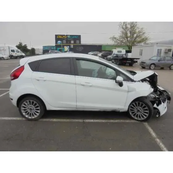 FORD FIESTA (CB1) '2011 TITANIUM BLANCO