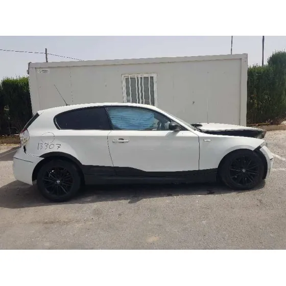 BMW SERIE 1 BERLINA (E81/E87) '2008 118D BLANCO