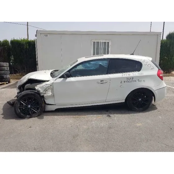 BMW SERIE 1 BERLINA (E81/E87) '2008 118D BLANCO