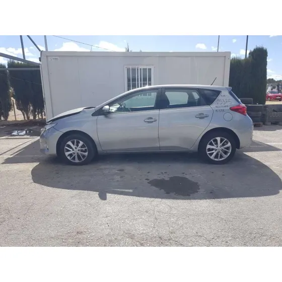 TOYOTA AURIS '2014 ACTIVE GRIS