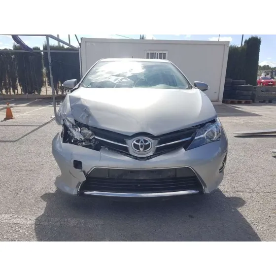 TOYOTA AURIS '2014 ACTIVE GRIS