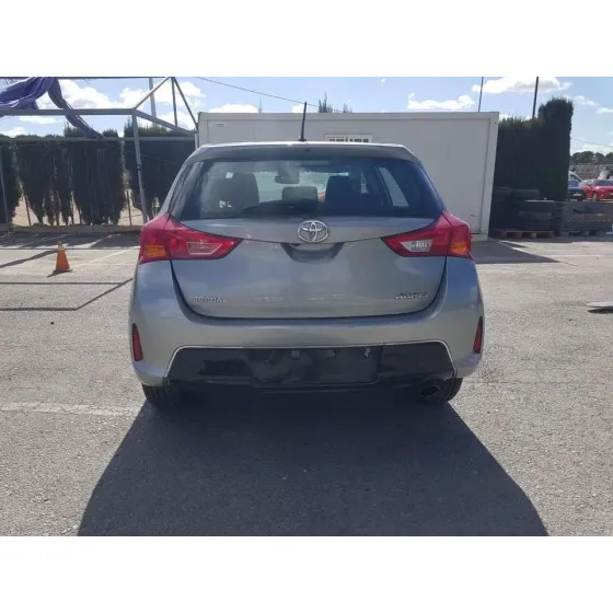 TOYOTA AURIS '2014 ACTIVE GRIS