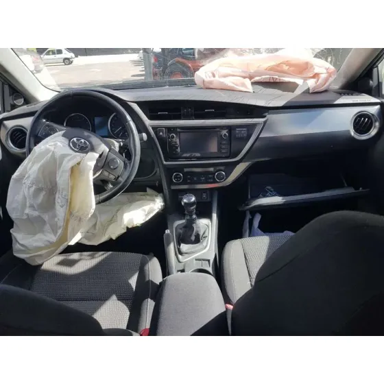 TOYOTA AURIS '2014 ACTIVE GRIS