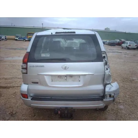 TOYOTA LAND CRUISER (J12) '2005 3.0 D4-D VX GRIS