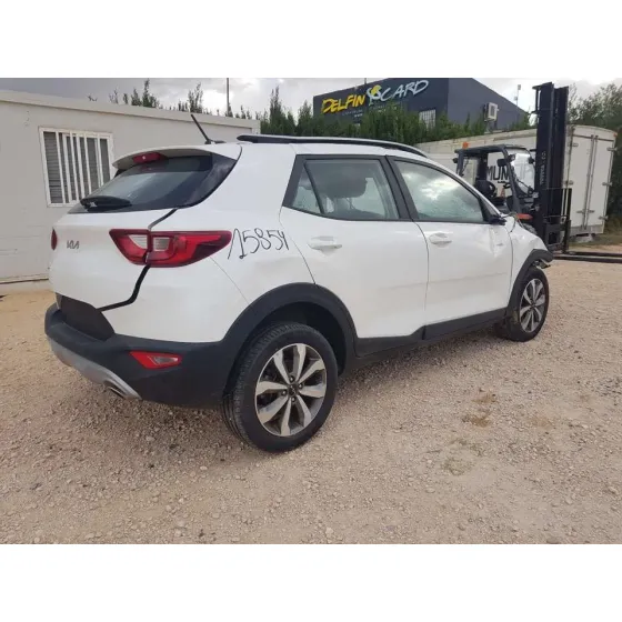 KIA STONIC (YBCUV) '2023 CONCEPT BLANCO