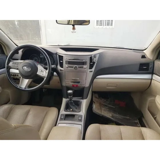 SUBARU LEGACY KOMBI/OUTBACK B14 '2009 LIMITED NEGRO