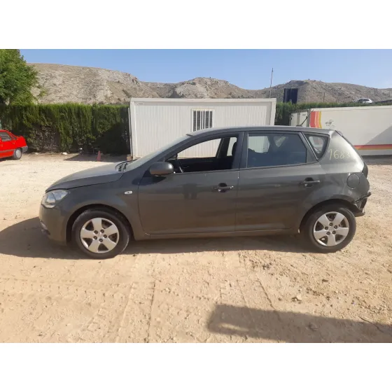 Kia CEE'D HATCHBACK (ED) 2006