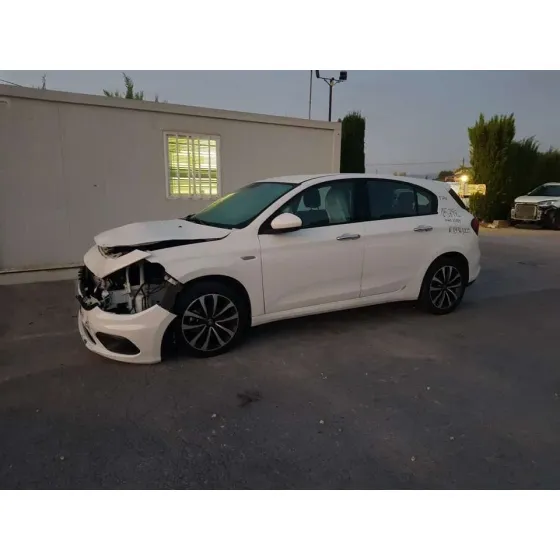 FIAT TIPO II (357) BERLINA '2019 LOUNGE BLANCO