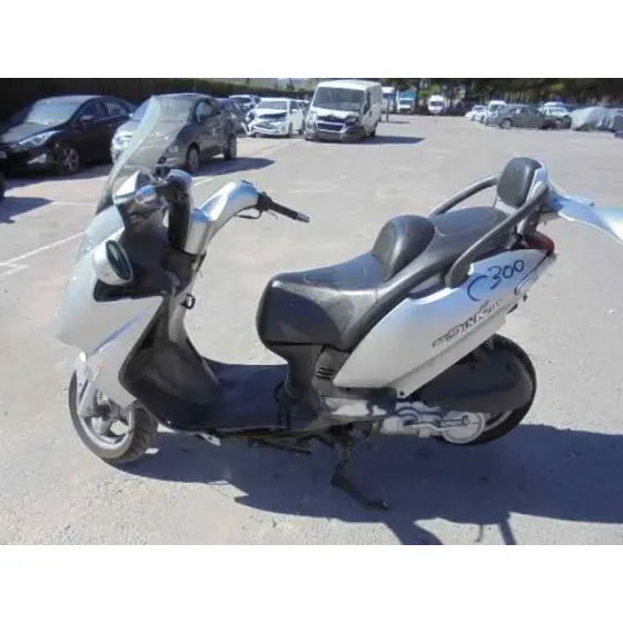 KYMCO G-DINK 125 '2006 GRAND DINK 125I GRIS