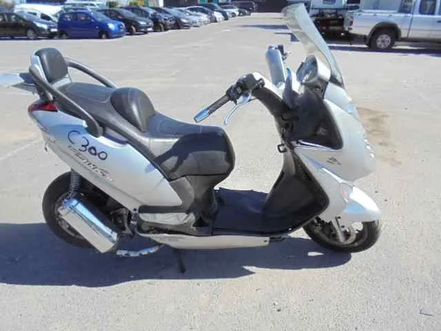 KYMCO G-DINK 125 '2006 GRAND DINK 125I GRIS