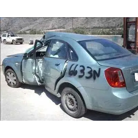 DAEWOO NUBIRA BERLINA '2003 SE VERDE